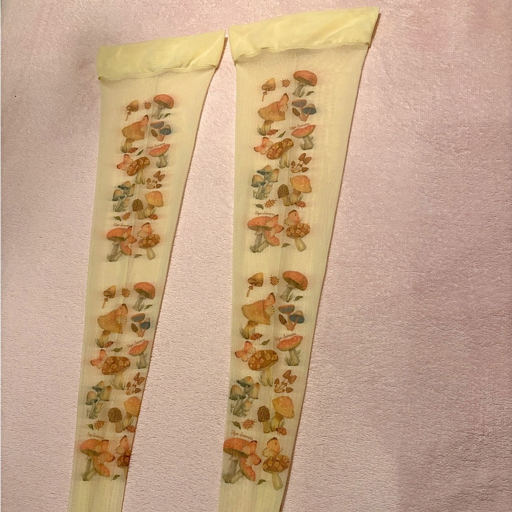 DISCONTINUED Uye Surana Mushroom Stockings XS/S